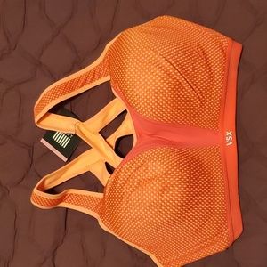 Victoria's Secret Incredible sports bra